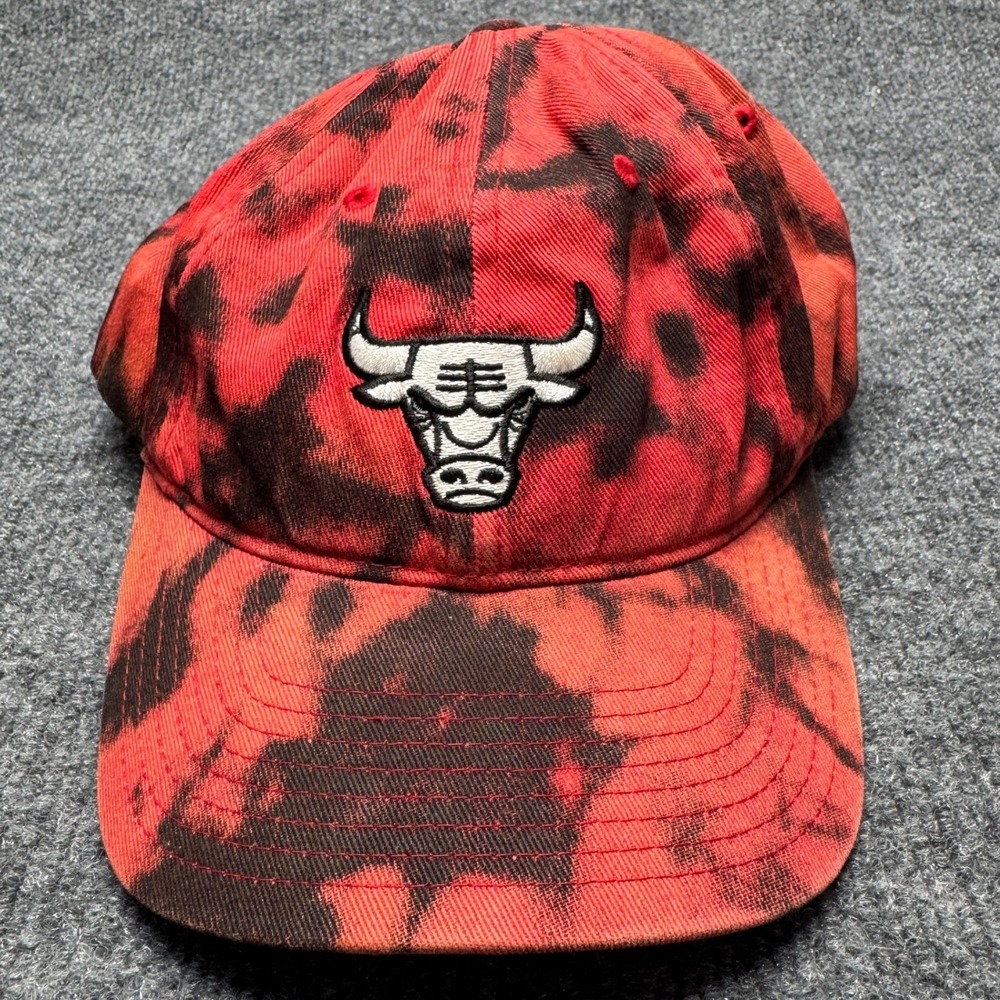 Chicago Bulls Mitchell Ness Hat Mens OSFA Red Black Tie Dye Acid Wash Snapback